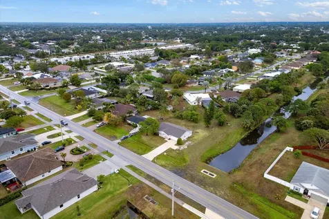 2799 Sw Savona Boulevard Port Saint Lucie FL 34953