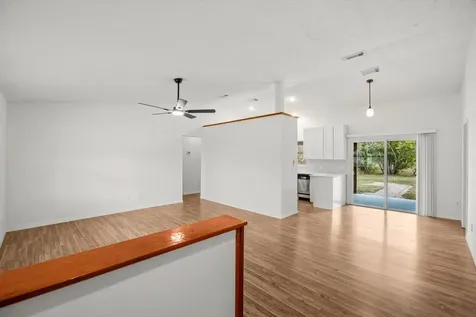 2799 Sw Savona Boulevard Port Saint Lucie FL 34953