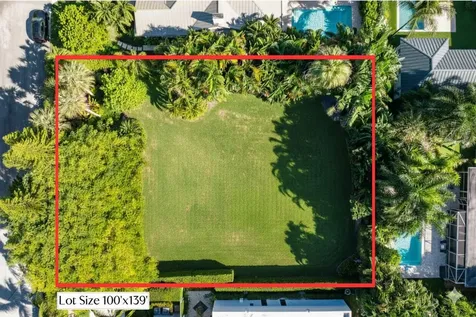802 NE 2nd Street Delray Beach FL 33483
