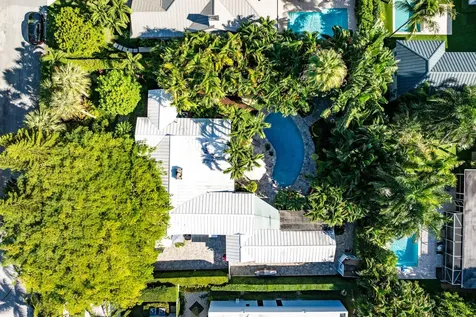 802 NE 2nd Street Delray Beach FL 33483