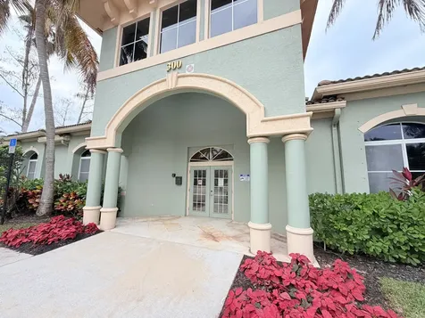 330 Crestwood Circle Royal Palm Beach FL 33411