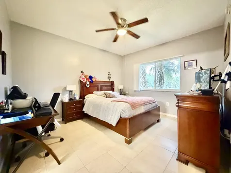 330 Crestwood Circle Royal Palm Beach FL 33411