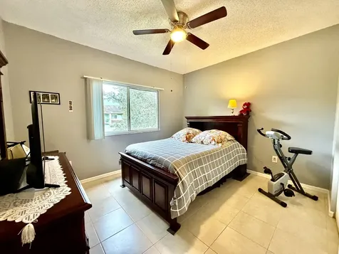 330 Crestwood Circle Royal Palm Beach FL 33411