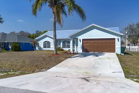 125 Ne Jettie Terrace Port Saint Lucie FL 34983
