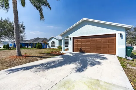125 Ne Jettie Terrace Port Saint Lucie FL 34983