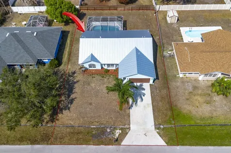 125 Ne Jettie Terrace Port Saint Lucie FL 34983