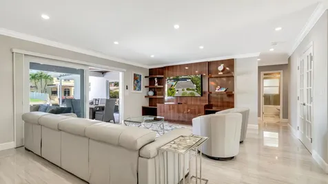 831 Dover Street Boca Raton FL 33487