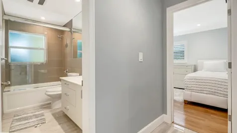 831 Dover Street Boca Raton FL 33487