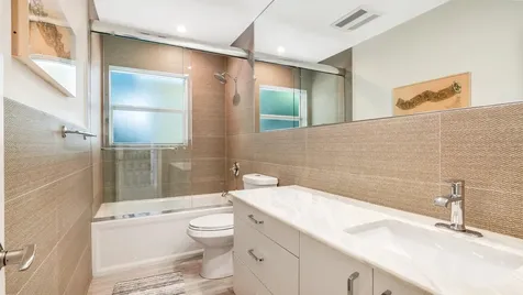 831 Dover Street Boca Raton FL 33487