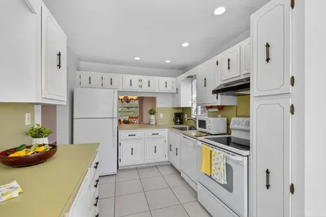 8351 Sands Point Boulevard Tamarac FL 33321