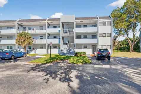 8351 Sands Point Boulevard Tamarac FL 33321