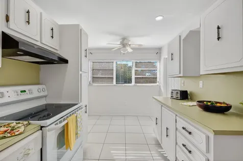 8351 Sands Point Boulevard Tamarac FL 33321