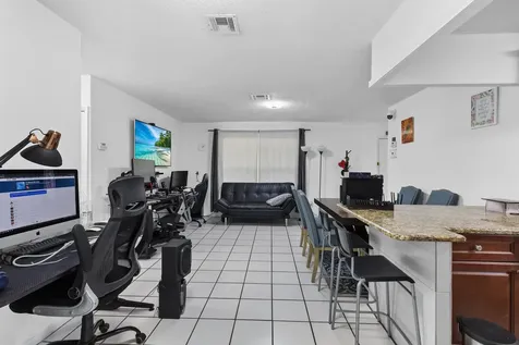 173 Se Placita Court Port Saint Lucie FL 34983