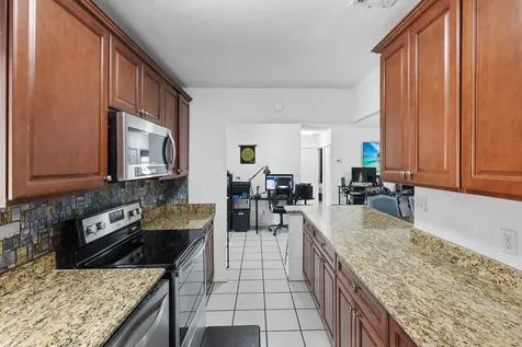 173 Se Placita Court Port Saint Lucie FL 34983