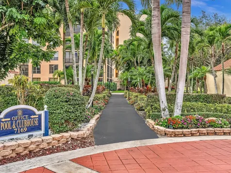 7201 Promenade Drive Boca Raton FL 33433