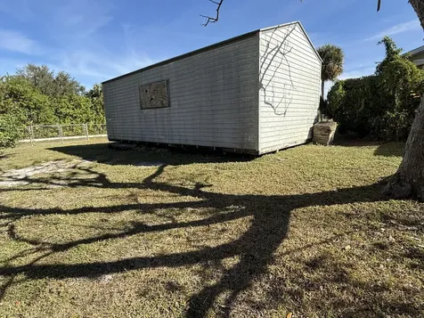 9185 100th Court Vero Beach FL 32967