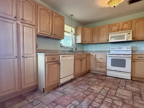 9185 100th Court Vero Beach FL 32967