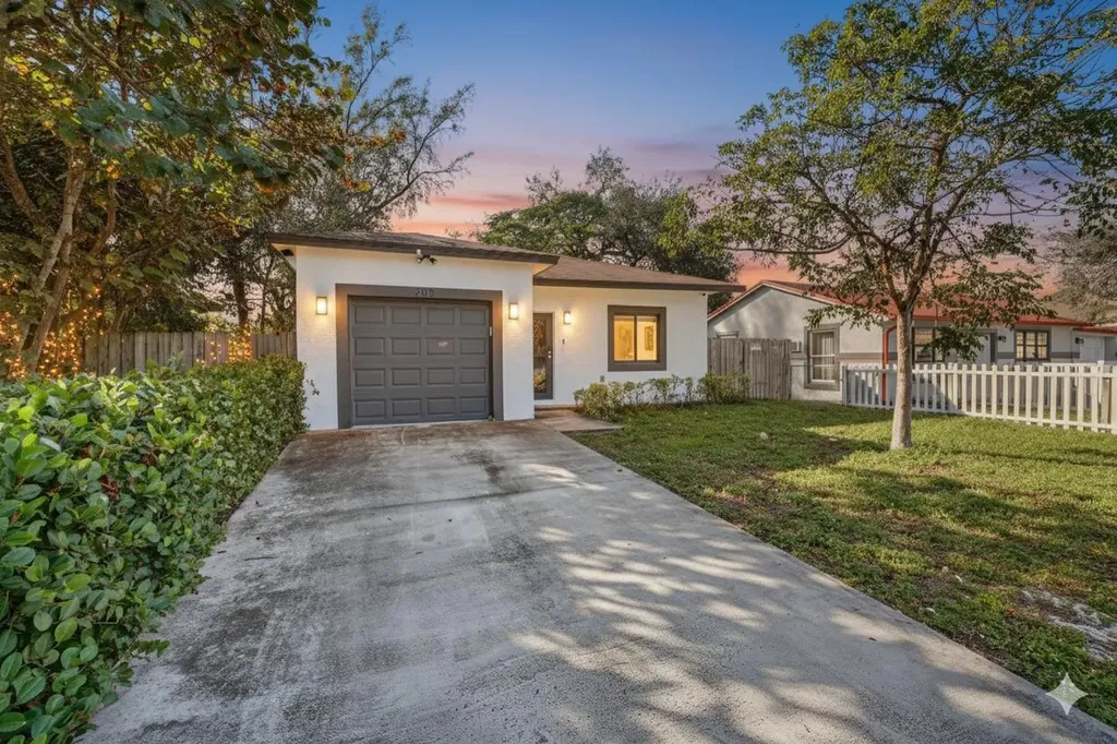 205 Nw 27th Terrace Fort Lauderdale FL 33311