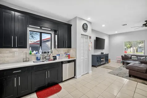 205 Nw 27th Terrace Fort Lauderdale FL 33311
