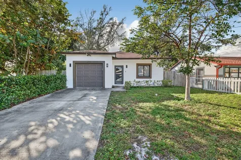 205 Nw 27th Terrace Fort Lauderdale FL 33311
