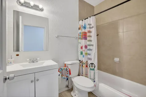 205 Nw 27th Terrace Fort Lauderdale FL 33311