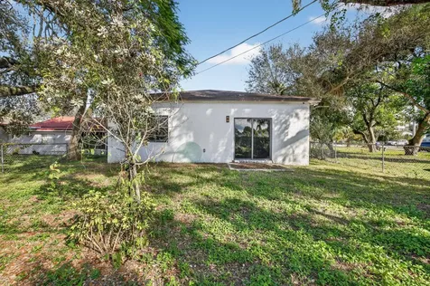 205 Nw 27th Terrace Fort Lauderdale FL 33311