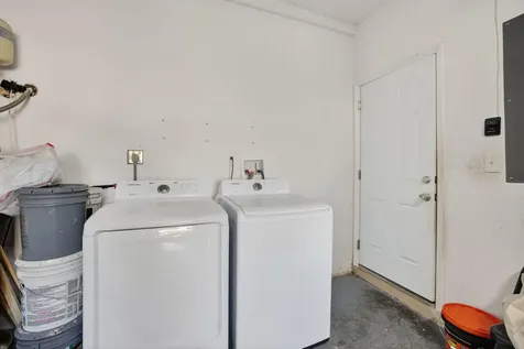 205 Nw 27th Terrace Fort Lauderdale FL 33311