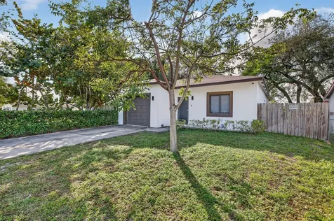205 Nw 27th Terrace Fort Lauderdale FL 33311