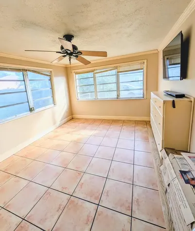 3932 Serubi Avenue Palm Springs FL 33461