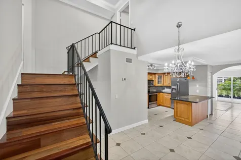 382 Golfview Road North Palm Beach FL 33408