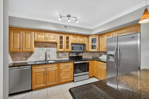 382 Golfview Road North Palm Beach FL 33408