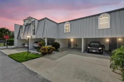 382 Golfview Road North Palm Beach FL 33408