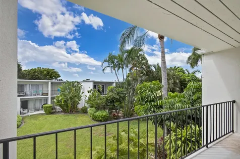 382 Golfview Road North Palm Beach FL 33408