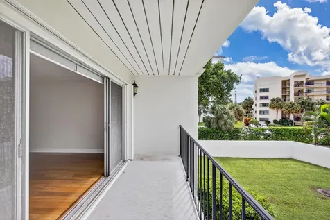 382 Golfview Road North Palm Beach FL 33408