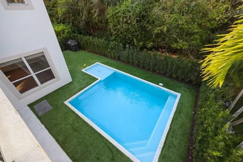 12285 Aviles Circle Palm Beach Gardens FL 33418