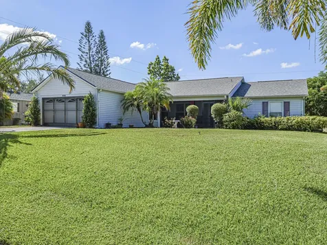 444 Sw Dolores Avenue Port Saint Lucie FL 34983