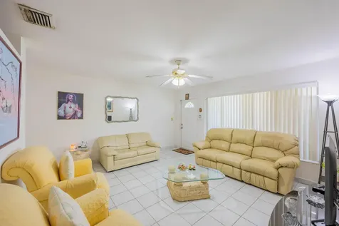 318 Sw 2nd Street Boca Raton FL 33432