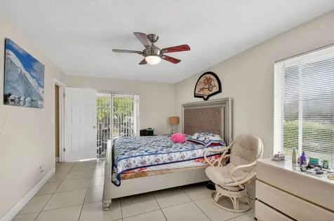 4191 S 57th Avenue G Avenue Greenacres FL 33463