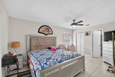 4191 S 57th Avenue G Avenue Greenacres FL 33463