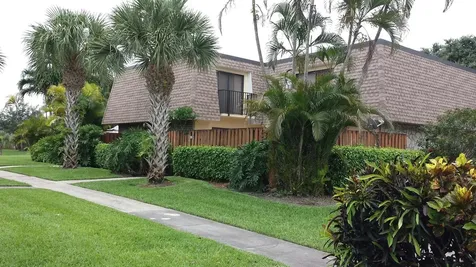 2915 SW 22nd Circle Delray Beach FL 33445