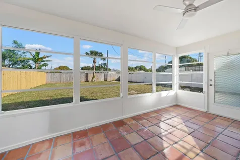 615 Garnett Street Lantana FL 33462