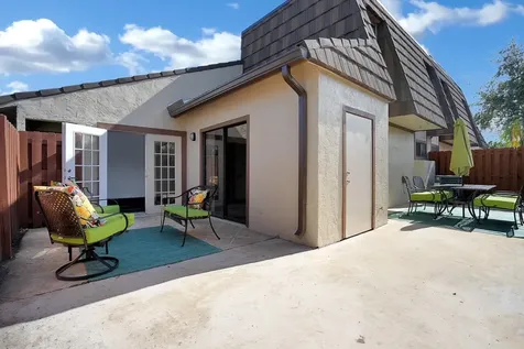 4143 Palm Bay Circle West Palm Beach FL 33406