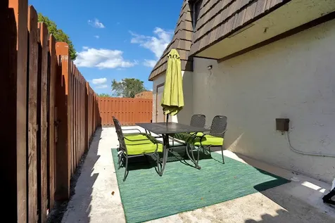 4143 Palm Bay Circle West Palm Beach FL 33406