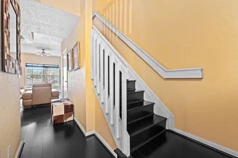 5628 Nw 99th Lane Coral Springs FL 33076