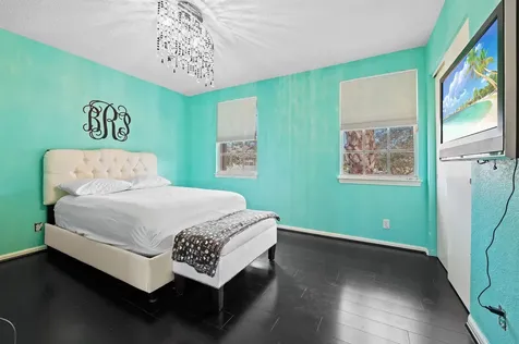 5628 Nw 99th Lane Coral Springs FL 33076