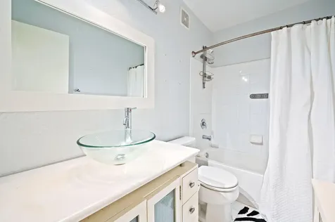 5628 Nw 99th Lane Coral Springs FL 33076