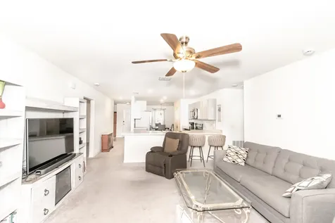 684 Se Crescent Avenue Port Saint Lucie FL 34984