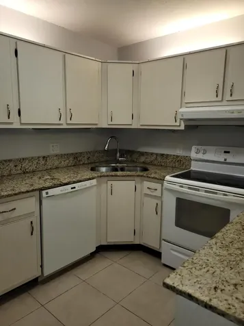 5993 La Pinata Boulevard Greenacres FL 33463