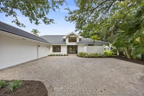 3 Aiden Court Palm Beach Gardens FL 33418