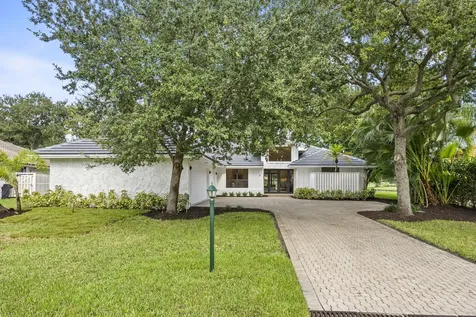 3 Aiden Court Palm Beach Gardens FL 33418